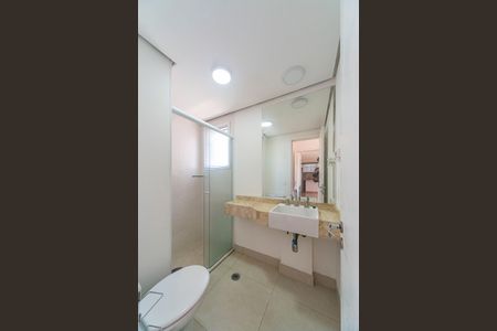 Apartamento para alugar com 67m², 2 quartos e 1 vaga Apartamento para alugar com 67m², 2 quartos e 1 vagaBanheiro do Quarto 2