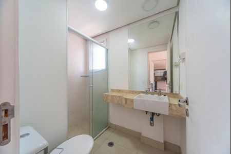 Apartamento para alugar com 67m², 2 quartos e 1 vaga Apartamento para alugar com 67m², 2 quartos e 1 vagaBanheiro do Quarto 2