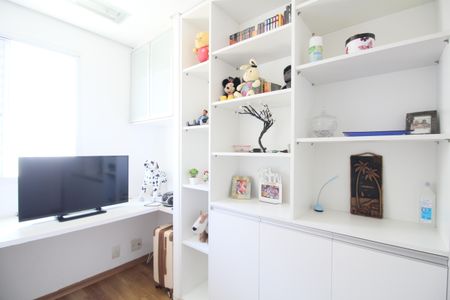 Apartamento à venda com 2 quartos, 67m² em Jardim Vazani, São Paulo