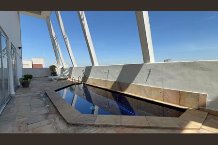 Apartamento à venda com 56m², 1 quarto e 1 vagaPiscina