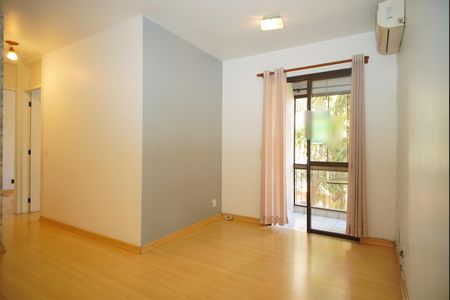 Sala de apartamento para alugar com 2 quartos, 50m² em Sarandi, Porto Alegre