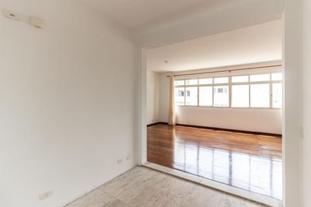 Apartamento à venda com 140m², 2 quartos e 1 vagaSala de Jantar