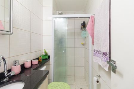 Banheiro de apartamento à venda com 2 quartos, 49m² em Novo Osasco, Osasco