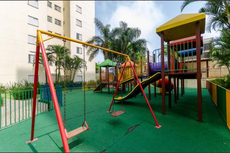 Apartamento à venda com 58m², 2 quartos e 1 vaga Apartamento à venda com 58m², 2 quartos e 1 vagaÁrea comum - Playground