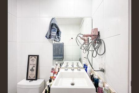 Apartamento à venda com 70m², 2 quartos e 1 vagaBanheiro da Suíte