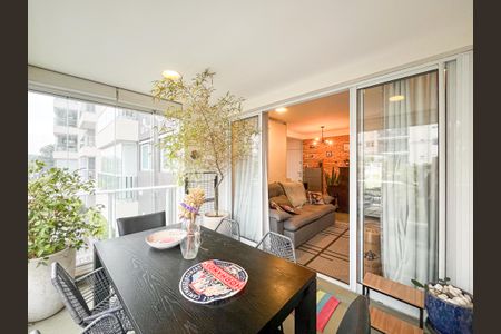 Apartamento à venda com 70m², 2 quartos e 1 vagaSacada