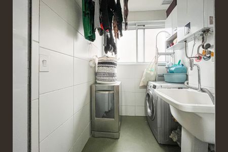 Apartamento à venda com 70m², 2 quartos e 1 vagaÁrea de Serviço