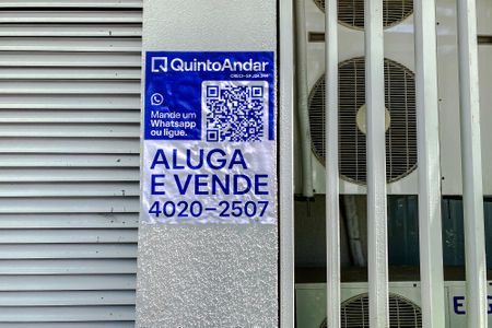 Apartamento à venda com 65m², 1 quarto e 1 vagaPlaquinha