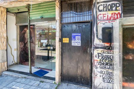 Casa à venda com 200m², 1 quarto e sem vagaFachada