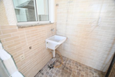 Casa de condomínio à venda com 78m², 3 quartos e 2 vagasÁrea de Serviço