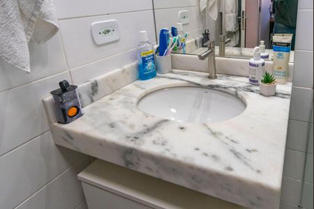 Apartamento à venda com 50m², 2 quartos e 1 vaga Apartamento à venda com 50m², 2 quartos e 1 vagaBanheiro