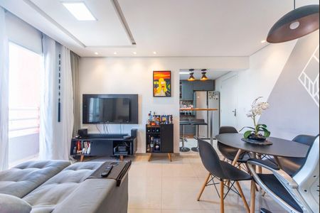 Apartamento à venda com 50m², 2 quartos e 1 vaga Apartamento à venda com 50m², 2 quartos e 1 vagaSala
