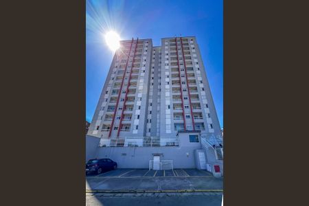 Apartamento à venda com 50m², 2 quartos e 1 vaga Apartamento à venda com 50m², 2 quartos e 1 vagaFachada e portaria