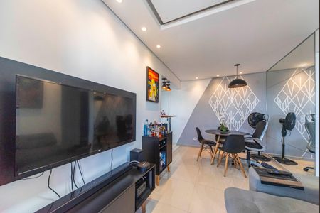 Sala de apartamento à venda com 2 quartos, 50m² em Parque Industriario, Santo André
