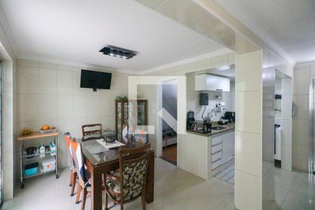 Casa à venda com 167m², 3 quartos e 2 vagas