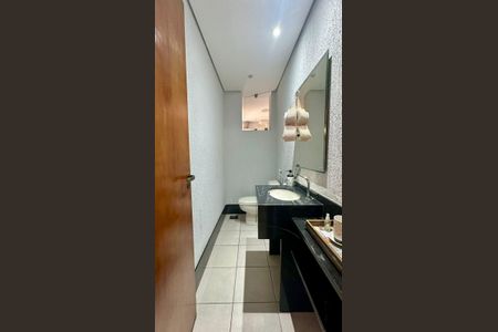 Casa à venda com 315m², 6 quartos e 2 vagasLavabo 