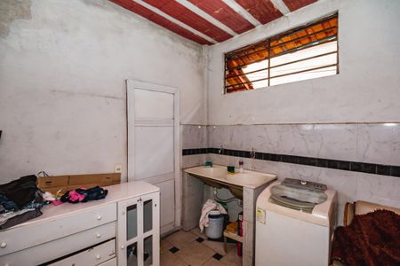 Casa à venda com 360m², 8 quartos e 4 vagasCasa 1 - Área de Serviço