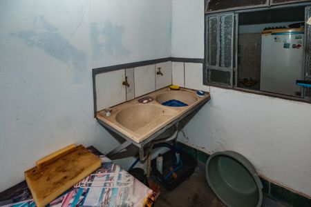 Casa à venda com 360m², 8 quartos e 4 vagasCasa 3 - Área de Serviço 