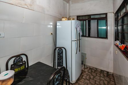 Casa à venda com 360m², 8 quartos e 4 vagasCasa 1 - Cozinha