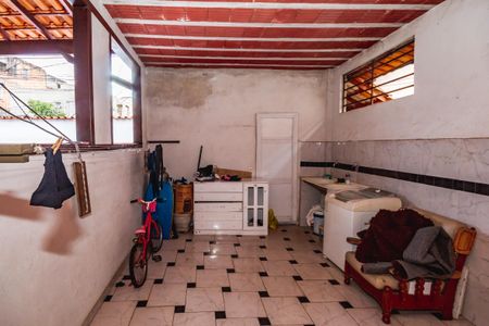 Casa à venda com 360m², 8 quartos e 4 vagasCasa 1 - Área de Serviço