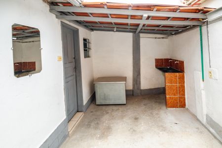 Casa à venda com 360m², 8 quartos e 4 vagasCasa 2 - Área de Serviço