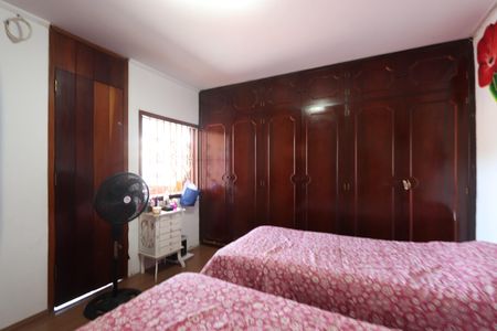 Casa à venda com 181m², 3 quartos e sem vagaQuarto 2