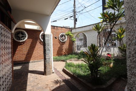 Casa à venda com 181m², 3 quartos e sem vagaJardim