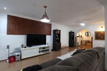 Casa à venda com 181m², 3 quartos e sem vagaSala