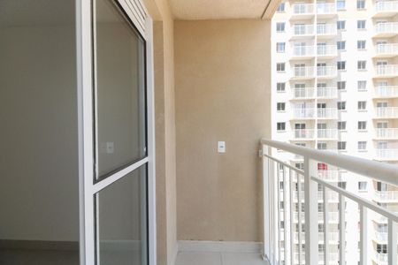 Varanda  de apartamento à venda com 1 quarto, 28m² em Guaiauna, São Paulo