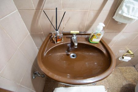 Casa à venda com 254m², 3 quartos e 2 vagas Casa à venda com 254m², 3 quartos e 2 vagaslavabo