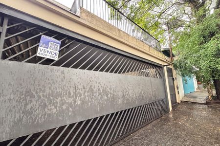 Casa à venda com 254m², 3 quartos e 2 vagas Casa à venda com 254m², 3 quartos e 2 vagasfachada casa