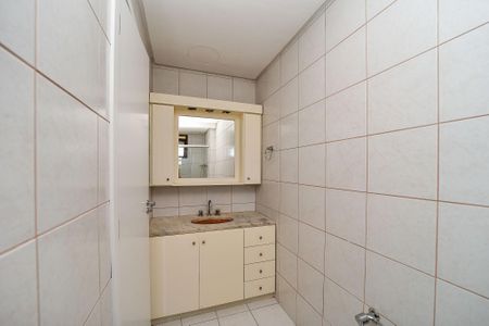Apartamento à venda com 112m², 3 quartos e 1 vaga Apartamento à venda com 112m², 3 quartos e 1 vagaBanheiro Social