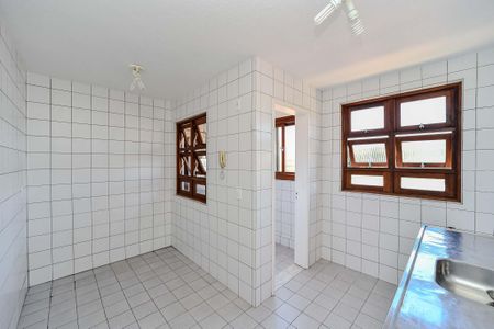 Apartamento à venda com 112m², 3 quartos e 1 vaga Apartamento à venda com 112m², 3 quartos e 1 vagaCozinha