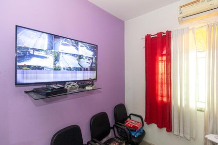 Casa para alugar com 435m², 4 quartos e 5 vagasEscritório