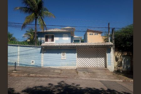 Casa para alugar com 435m², 4 quartos e 5 vagasFachada