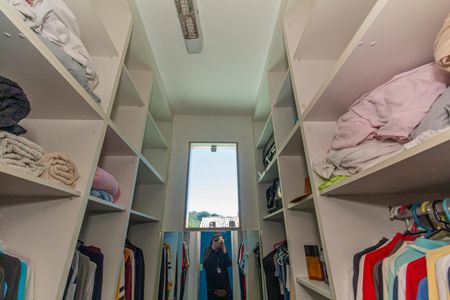Casa para alugar com 435m², 4 quartos e 5 vagasCloset