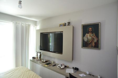 Apartamento à venda com 130m², 3 quartos e 2 vagasSuíte