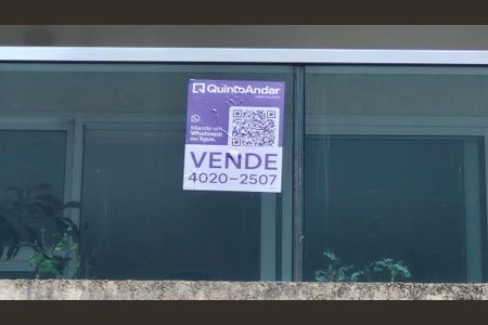 Apartamento à venda com 130m², 3 quartos e 2 vagasPlaca instalada
