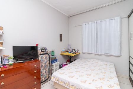 Quarto 2 de casa para alugar com 2 quartos, 300m² em Cangaiba, São Paulo