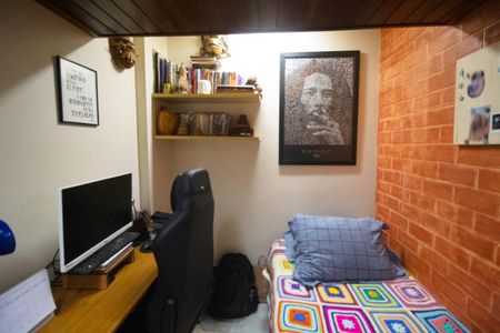 Apartamento à venda com 98m², 2 quartos e sem vaga Apartamento à venda com 98m², 2 quartos e sem vagaQuarto de Serviço