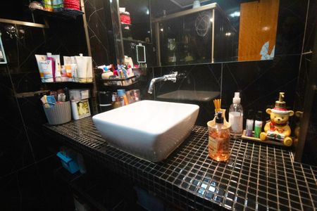 Apartamento à venda com 98m², 2 quartos e sem vaga Apartamento à venda com 98m², 2 quartos e sem vagaBanheiro