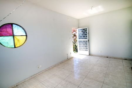 Sala de casa para alugar com 2 quartos, 95m² em Brás de Pina, Rio de Janeiro