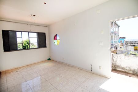 Sala de casa para alugar com 2 quartos, 95m² em Brás de Pina, Rio de Janeiro