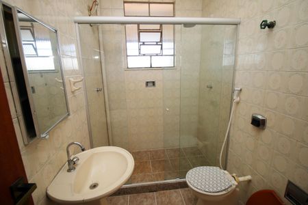 Casa para alugar com 95m², 2 quartos e sem vagaBanheiro