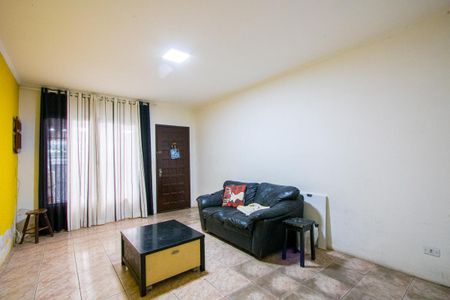 Casa para alugar com 177m², 3 quartos e 2 vagasSala