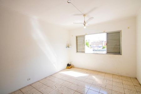 Casa para alugar com 177m², 3 quartos e 2 vagasQuarto 3