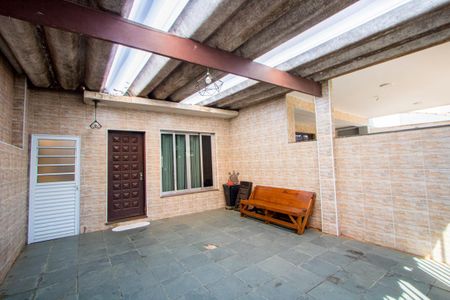 Casa para alugar com 177m², 3 quartos e 2 vagasGaragem