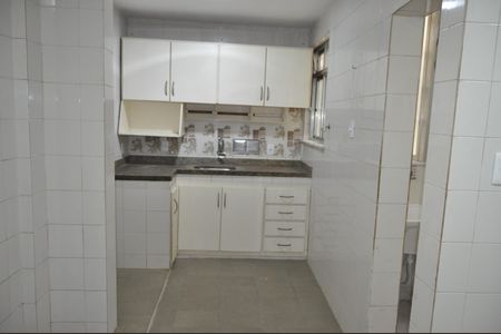 Apartamento para alugar com 75m², 2 quartos e sem vagaCozinha