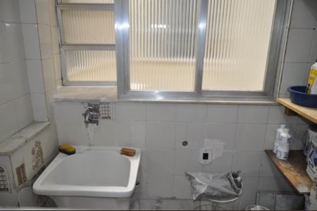 Apartamento para alugar com 75m², 2 quartos e sem vagaÁrea de Serviço