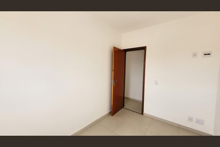 Apartamento para alugar com 55m², 2 quartos e 1 vagaQuarto